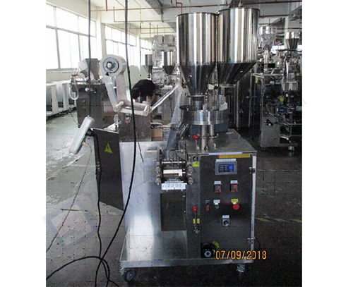 เครื่องบรรจุพริกป่นและน้ำตาลแบบซองคู่ DPV-320GL2